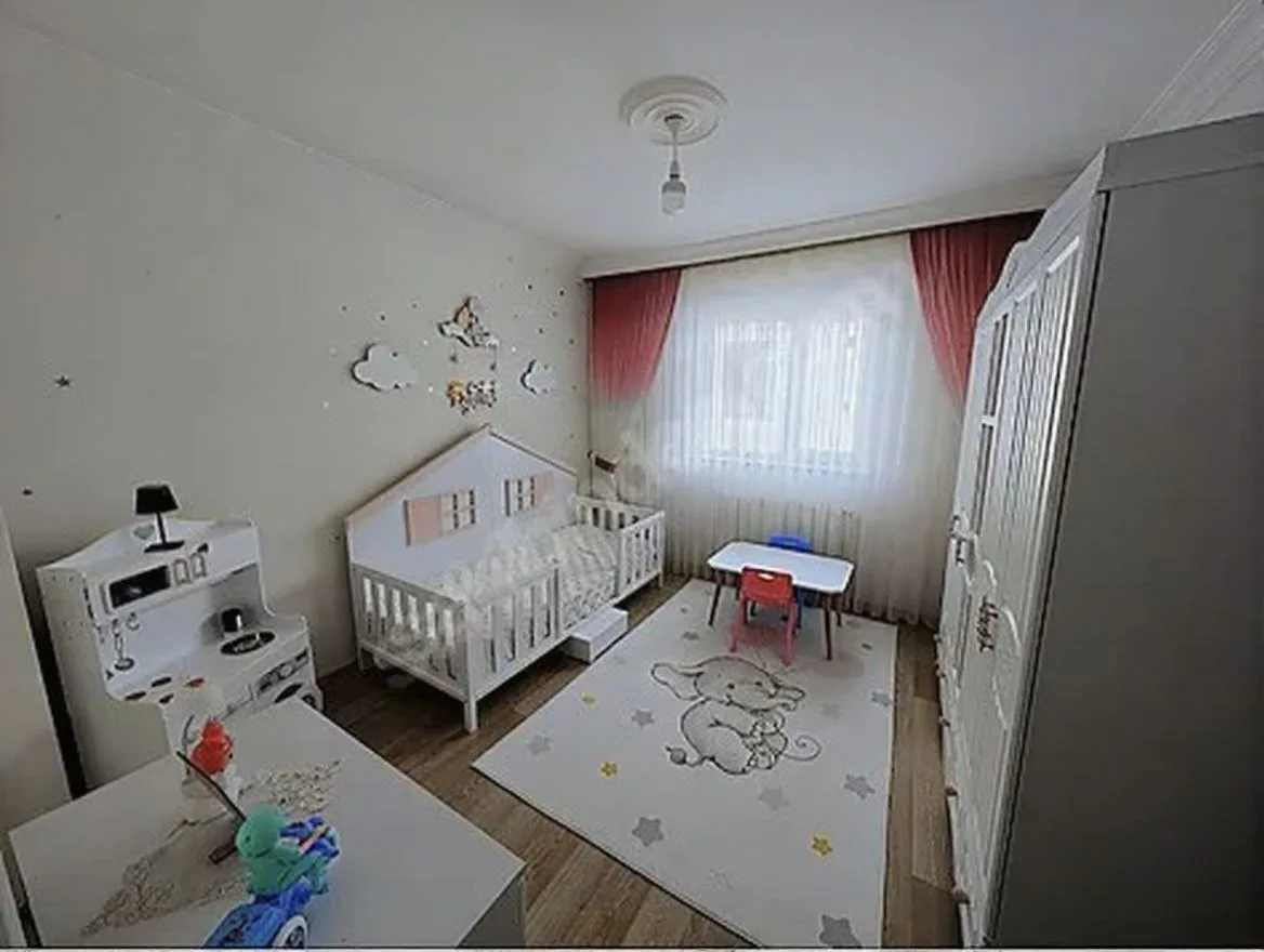 Palandöken Yıldızkent'te 3. Kat 160 m² 3+1 Kiralık Daire - 1