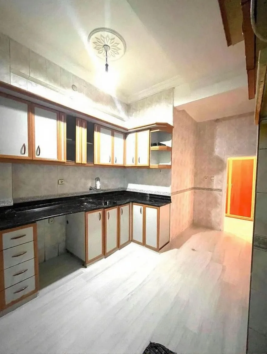 Yakutiye Lalapaşa'da Giriş Katı 185 m² 3+1 Kiralık Daire - Fotoğraf 8