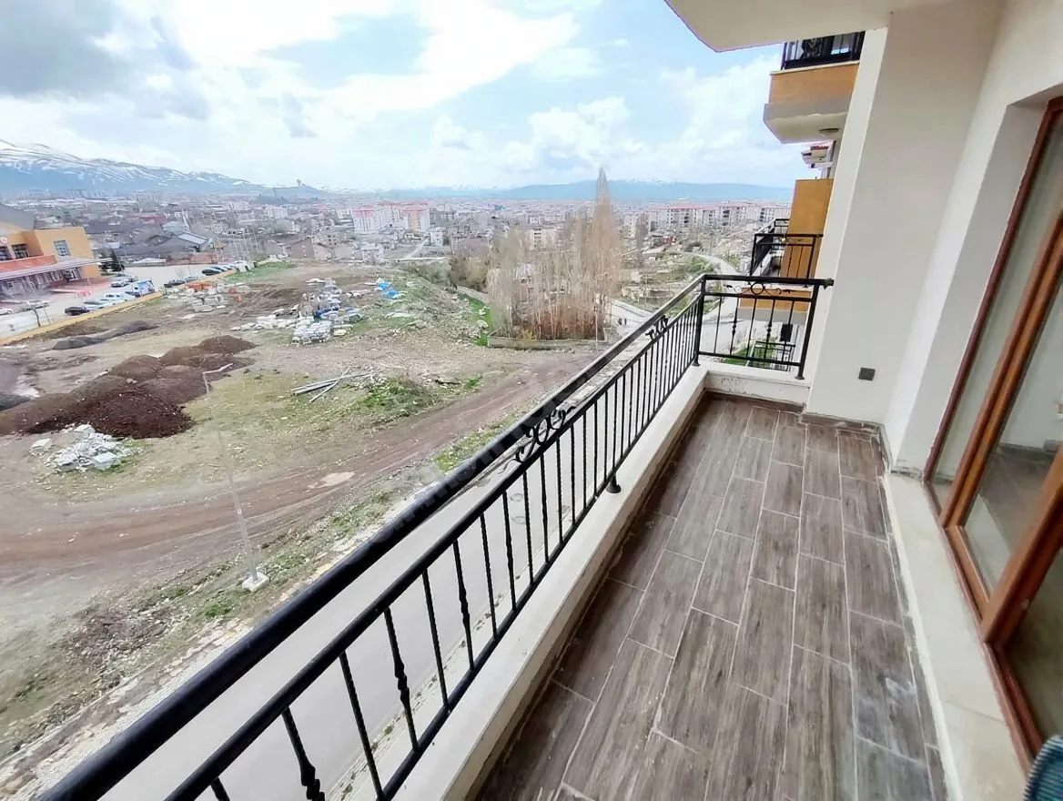 ERZURUM SATILIK 2+1 DAİRE | YAKUTIYE 75M² SIFIR - 3
