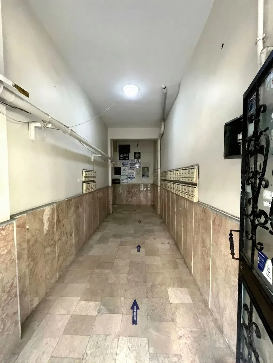 Yakutiye Lalapaşa'da 3. Kat 77 m² Kiralık İş Yeri