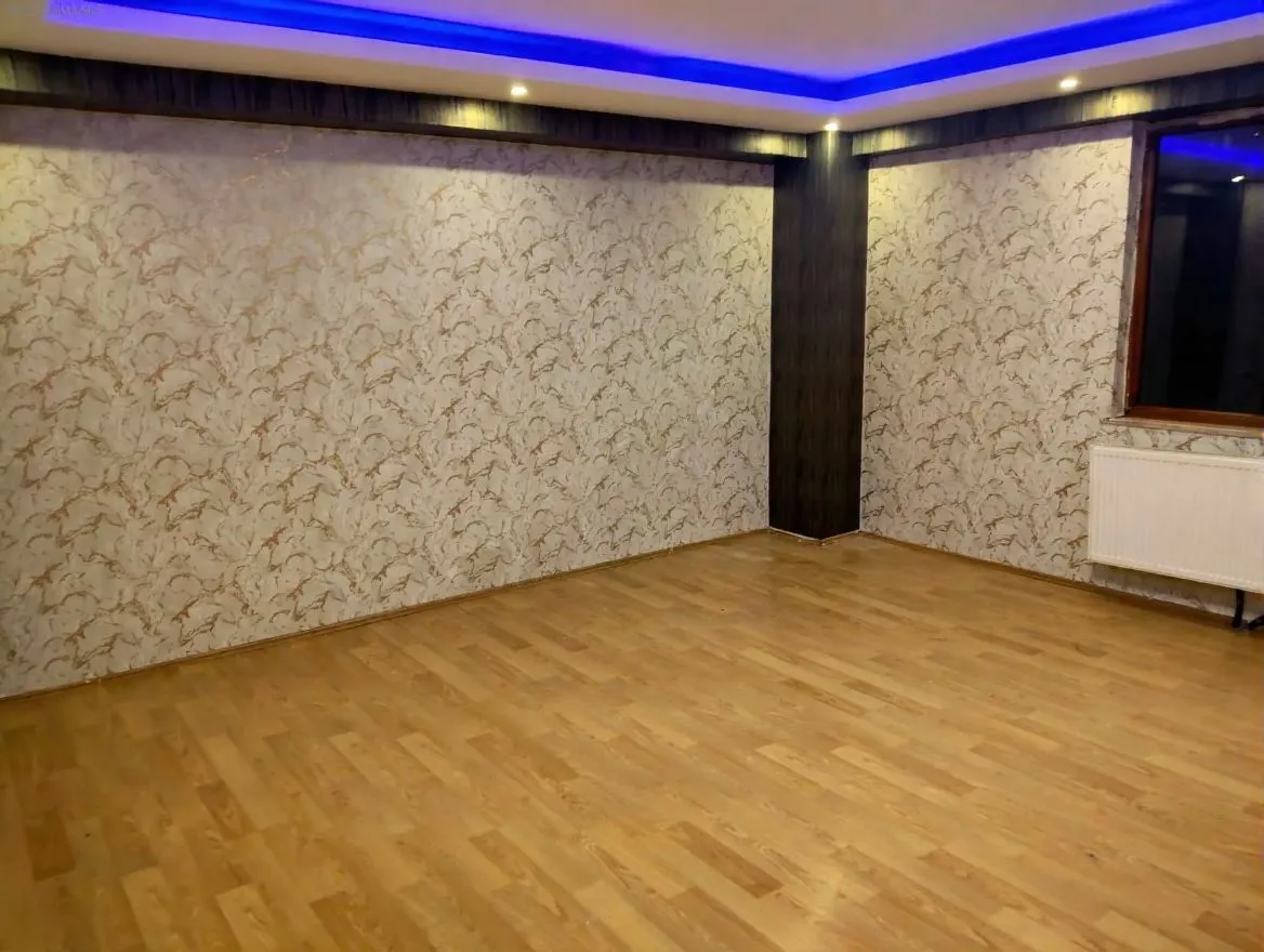 Yakutiye Lalapaşa'da 80 m² Kiralık İş Yeri