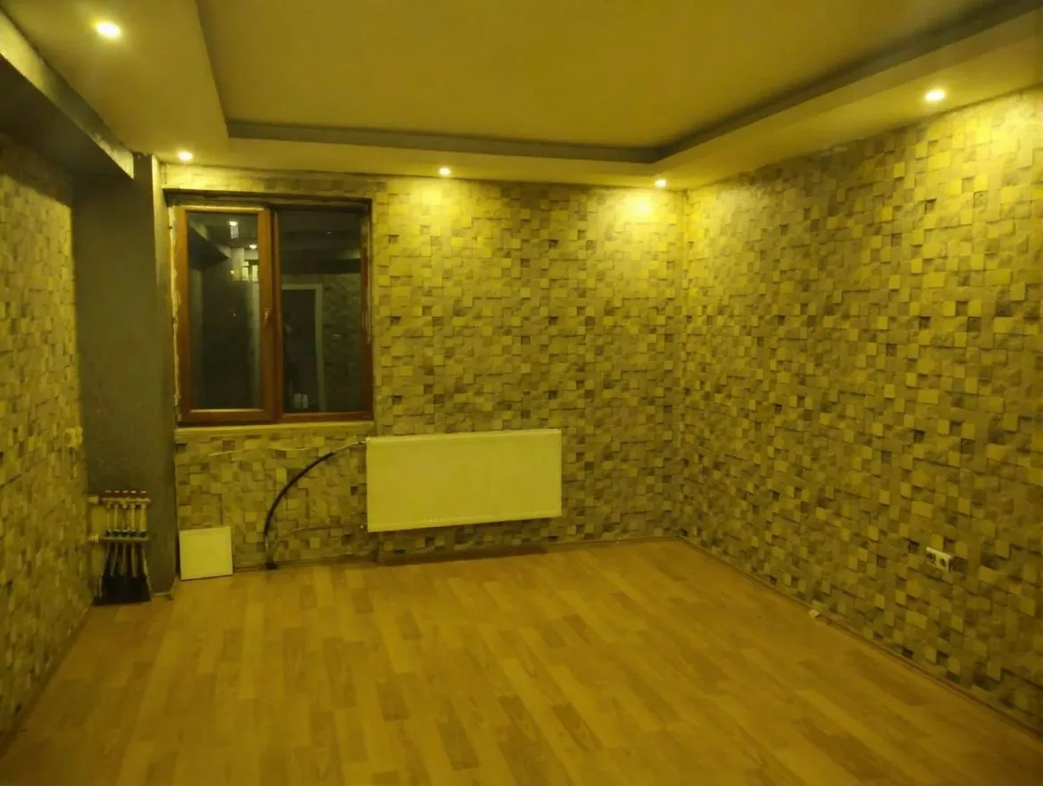 Yakutiye Lalapaşa'da 80 m² Kiralık İş Yeri