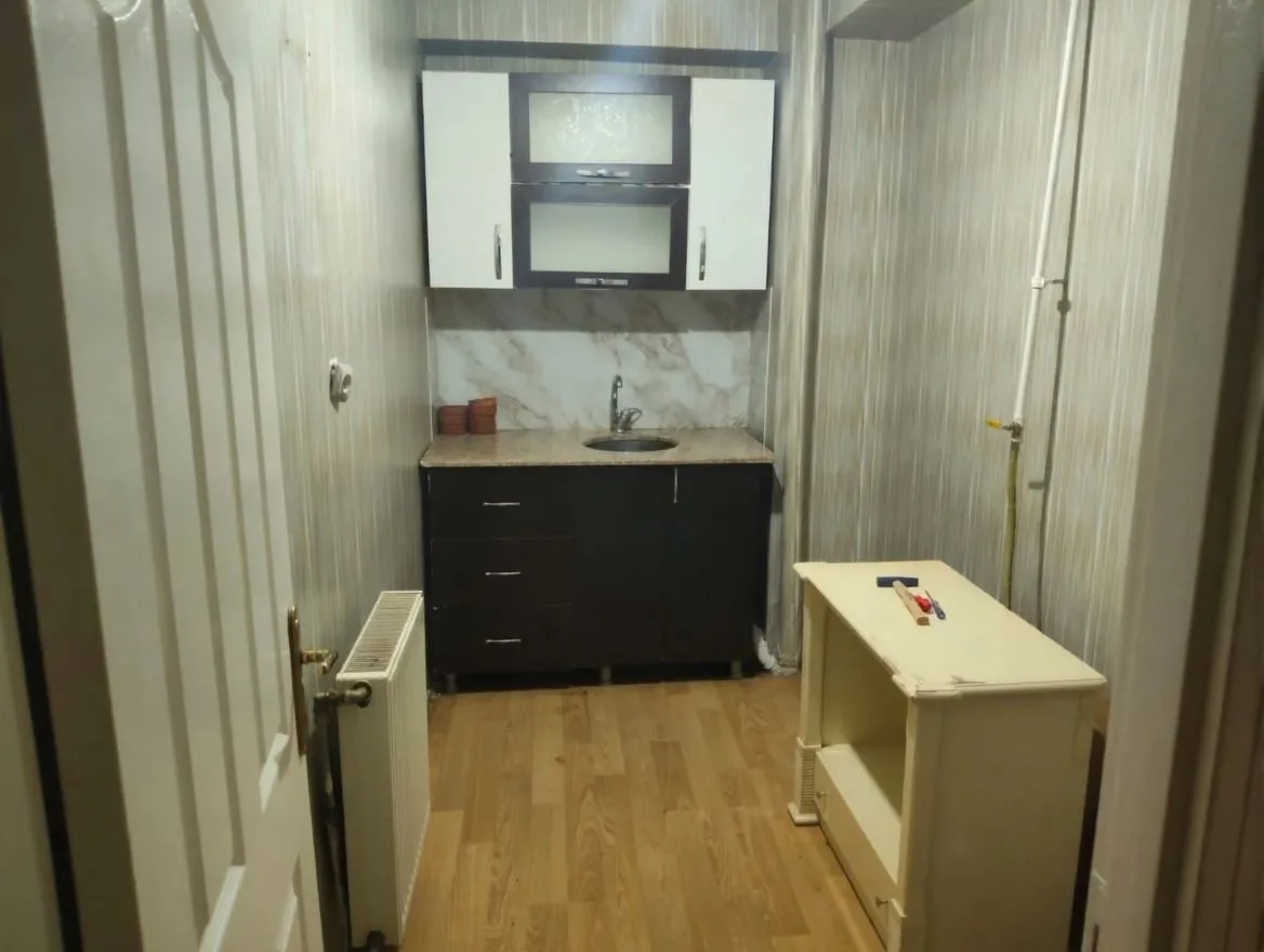 Yakutiye Lalapaşa'da 80 m² Kiralık İş Yeri - Fotoğraf 7