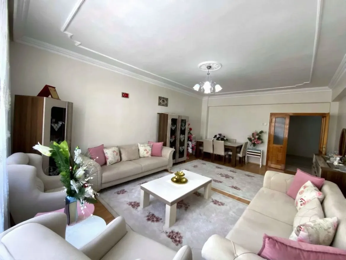 ERZURUM SATILIK MERKEZİ ISITMALI 4+1 DAİRE | 165M² PALANDÖKEN