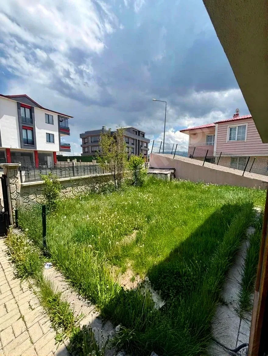 4.5+1 KİRALIK LÜKS VİLLA ERZURUM/AZIZIYE 250M²