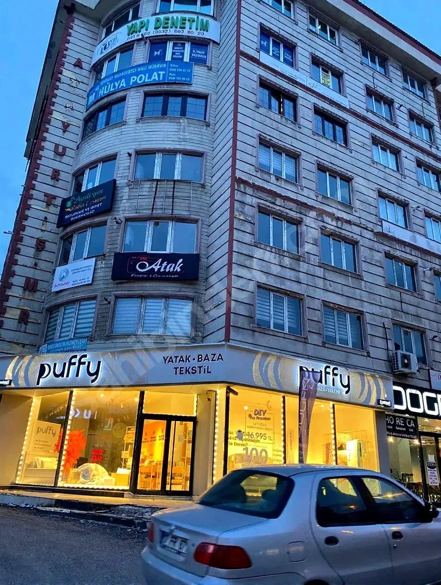 Yakutiye Lalapaşa'da 3. Kat 77 m² Kiralık İş Yeri