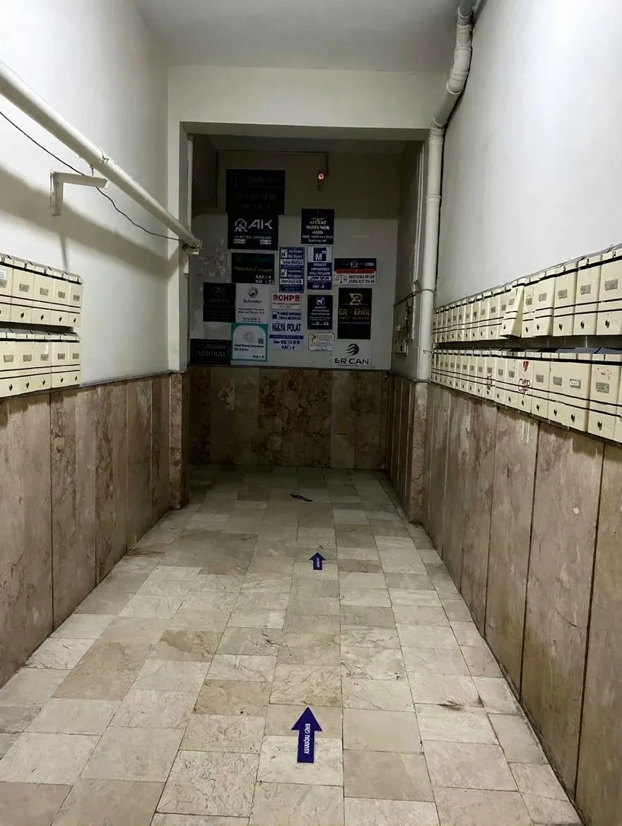 Yakutiye Lalapaşa'da 3. Kat 77 m² Kiralık İş Yeri