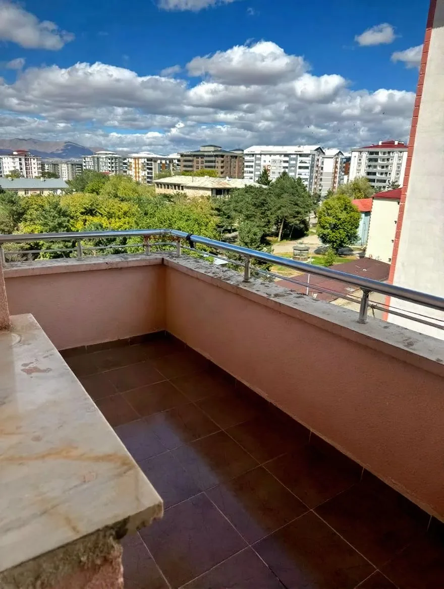 ERZURUM KİRALIK 3+1 DAİRE ARA/5 KAT 160M² YAKUTIYE - Fotoğraf 7