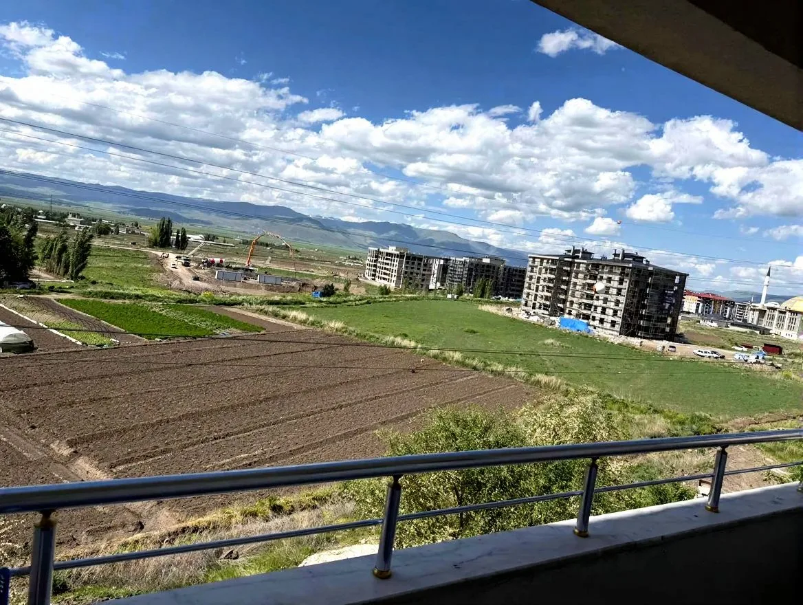 ERZURUM YAKUTIYE KİRALIK 3+1 DAİRE ★ 155M² MERKEZİ ISITMALI - Fotoğraf 16