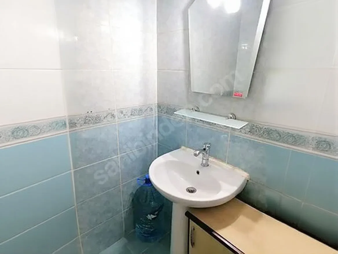 Yakutiye Lalapaşa'da 3. Kat 160 m² 3+1 Kiralık Daire - Fotoğraf 18