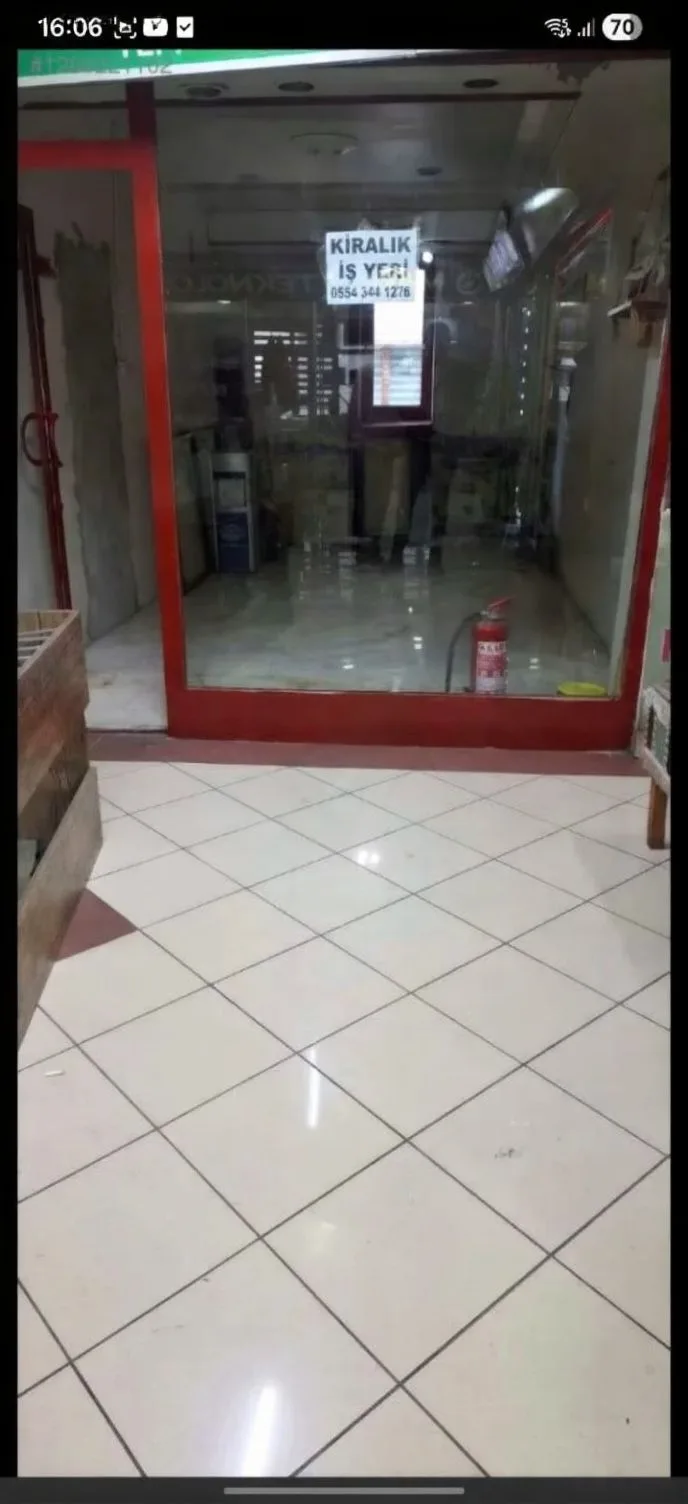 Yakutiye Lalapaşa'da 1. Kat 15 m² Kiralık İş Yeri