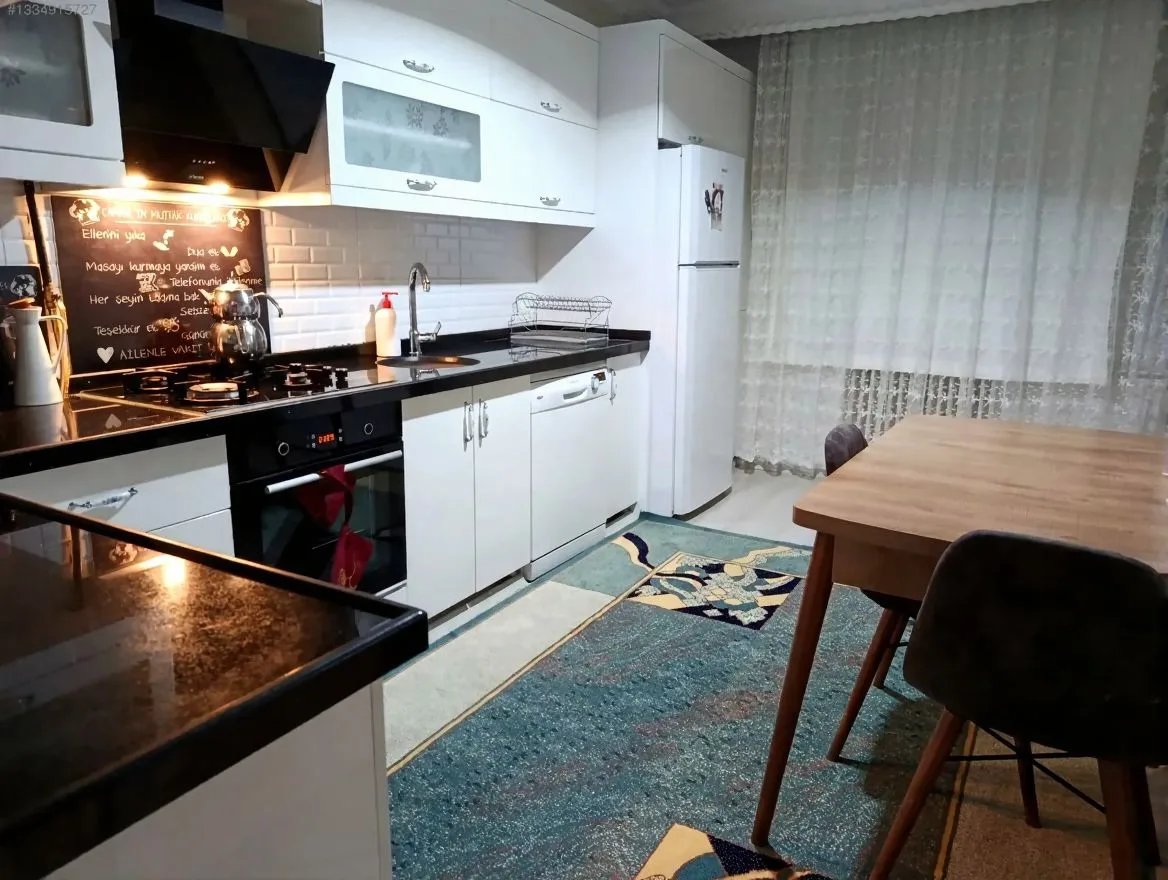 Yakutiye Terminal'da 3. Kat 155 m² 3+1 Kiralık Daire