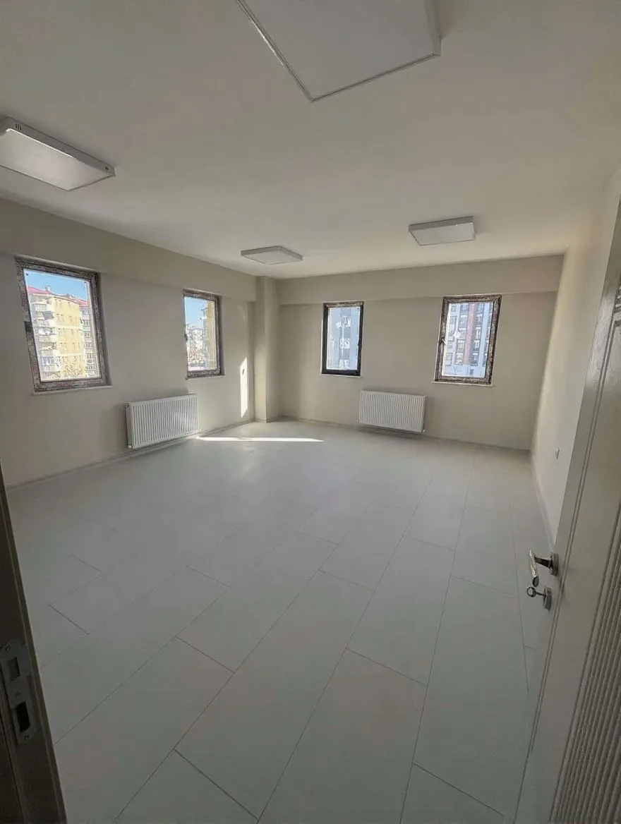 Palandöken Hüseyin Avni Ulaş'ta Sıfır 2. Kat 250 m² Kiralık İş Yeri - Fotoğraf 13