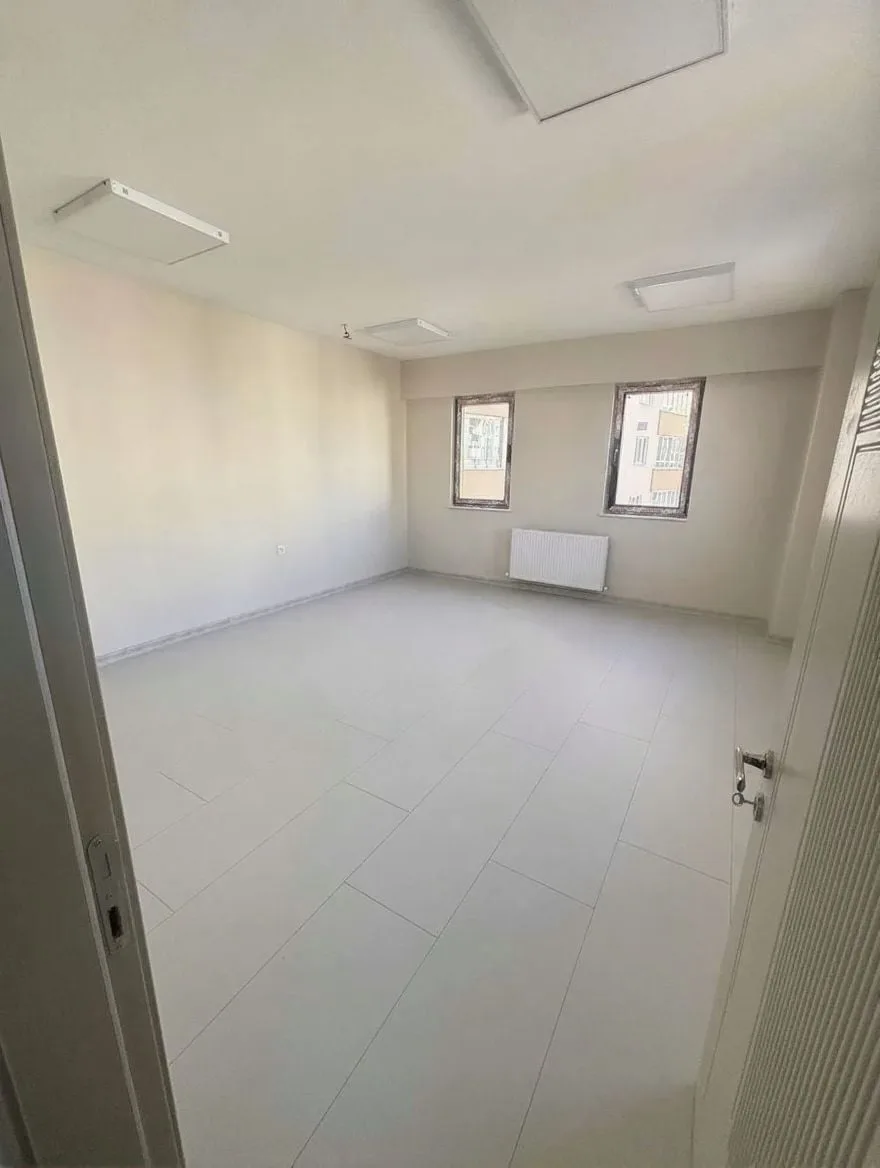 Palandöken Hüseyin Avni Ulaş'ta Sıfır 2. Kat 250 m² Kiralık İş Yeri - Fotoğraf 14