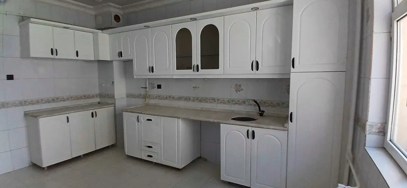 Yakutiye İstasyon'da 5. Kat 200 m² 3+1 Kiralık Villa