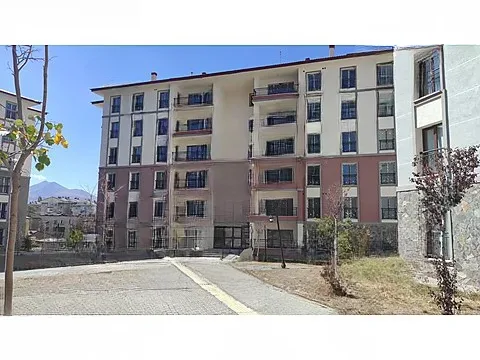 ERZURUM KİRALIK 3+1 DAİRE | YAKUTIYE 90M² YENİ