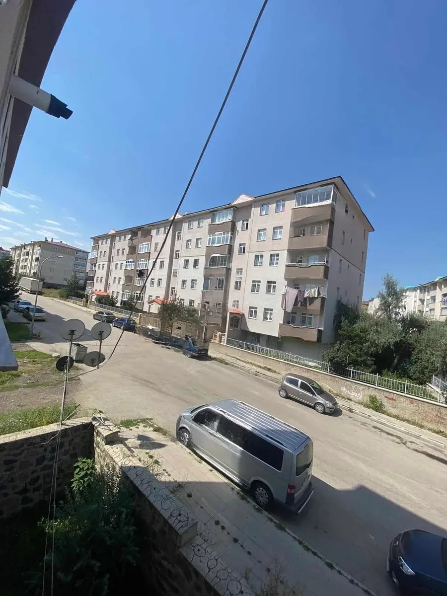 EŞYALI ERZURUM YAKUTIYE KİRALIK 3+1 DAİRE 166M²