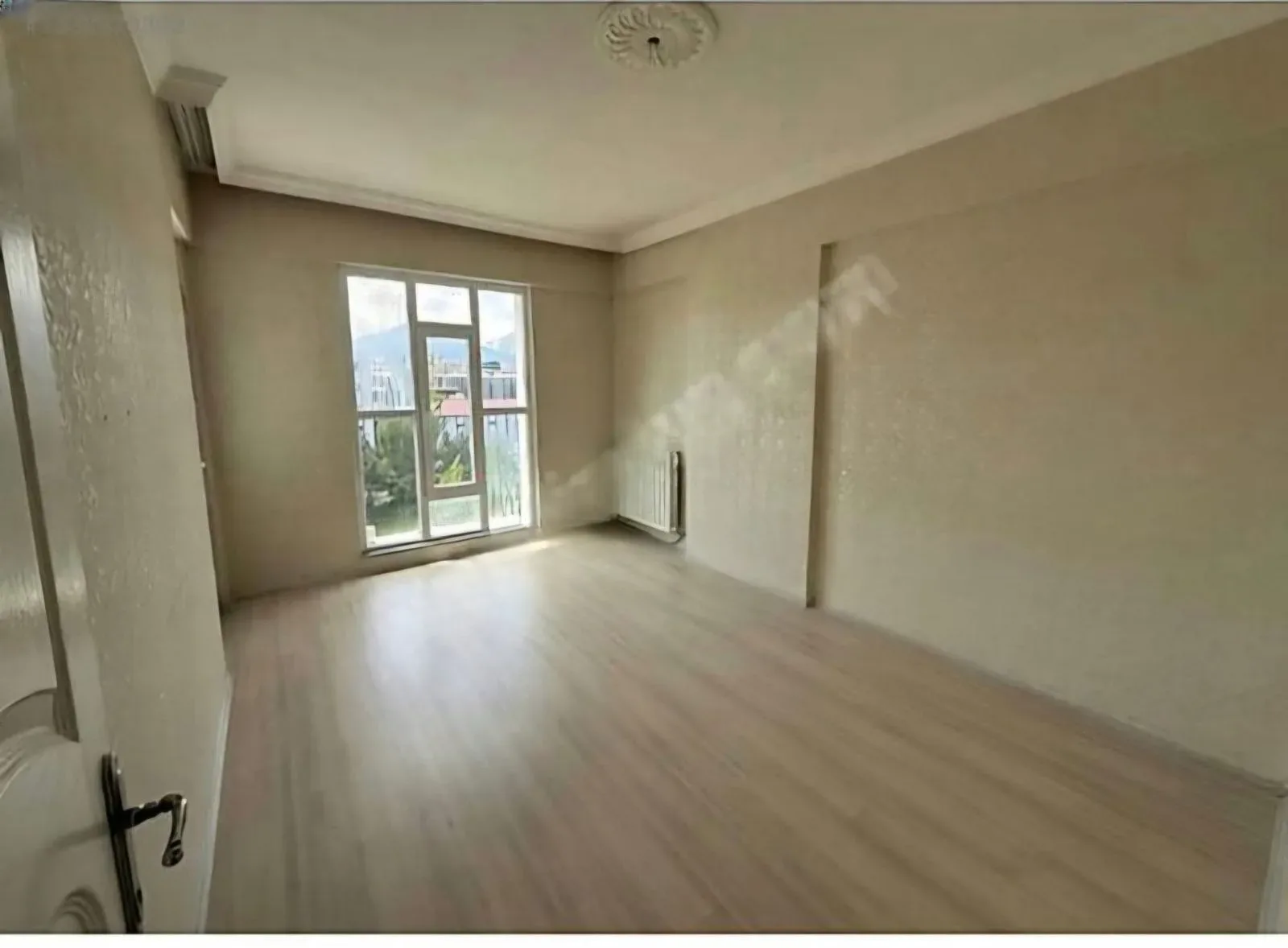 ERZURUM YAKUTIYE KİRALIK 3+1 DAİRE 140M² ASANSÖRLÜ