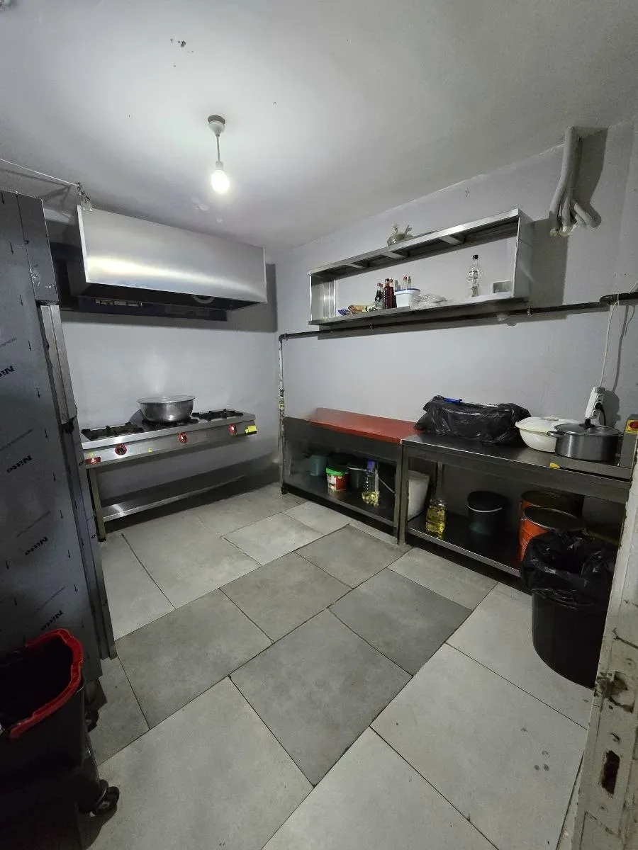 Yakutiye Lalapaşa'da 100 m² Devren Kiralık İş Yeri - Fotoğraf 11