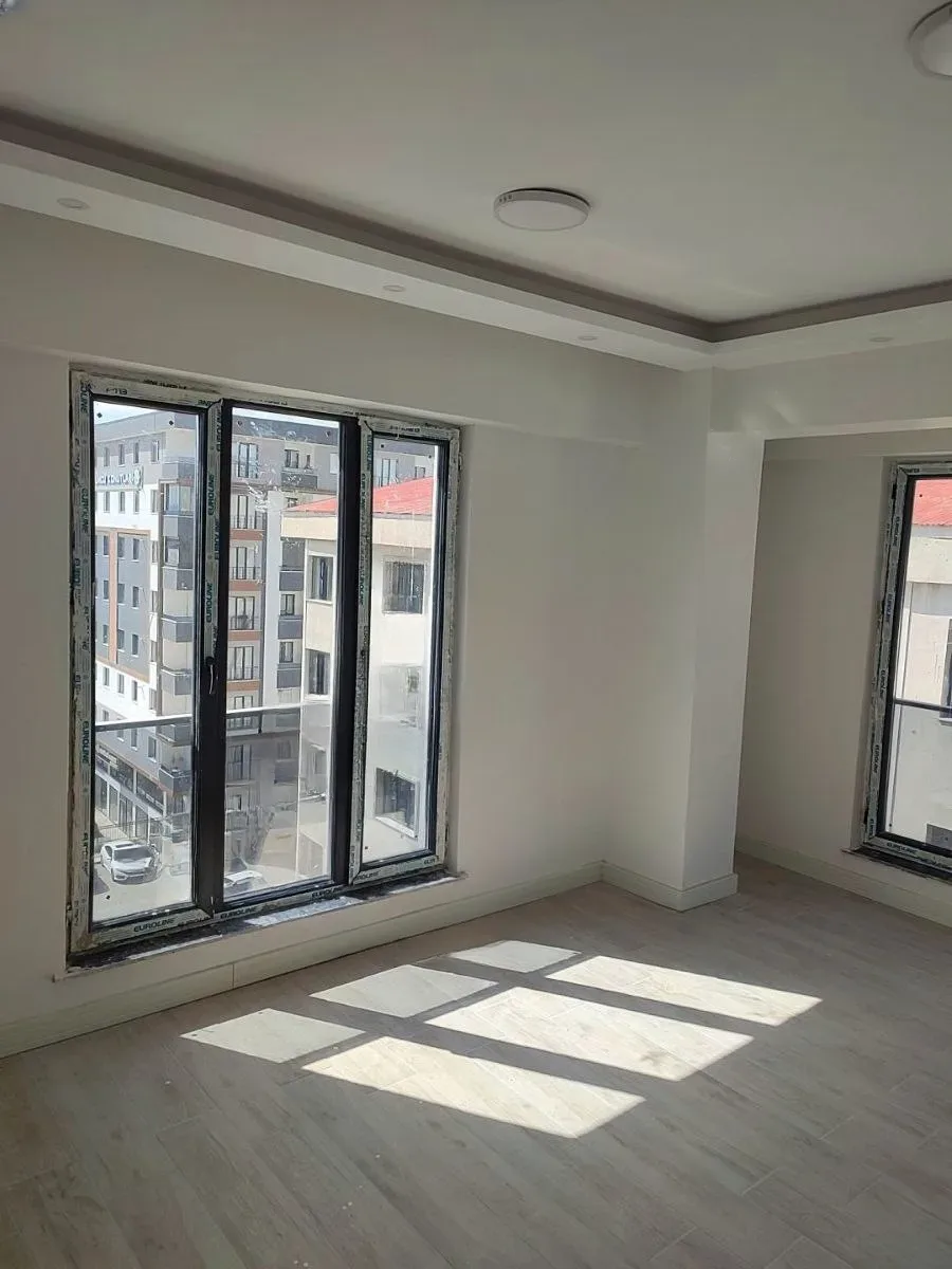Yakutiye Lalapaşa'da Sıfır 5. Kat 80 m² Kiralık İş Yeri