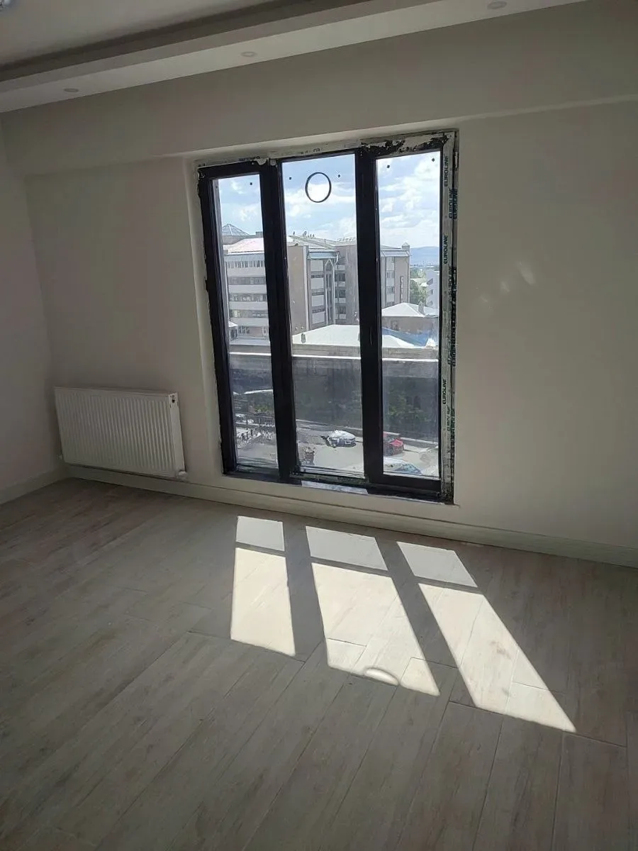 Yakutiye Lalapaşa'da Sıfır 5. Kat 80 m² Kiralık İş Yeri - Fotoğraf 7