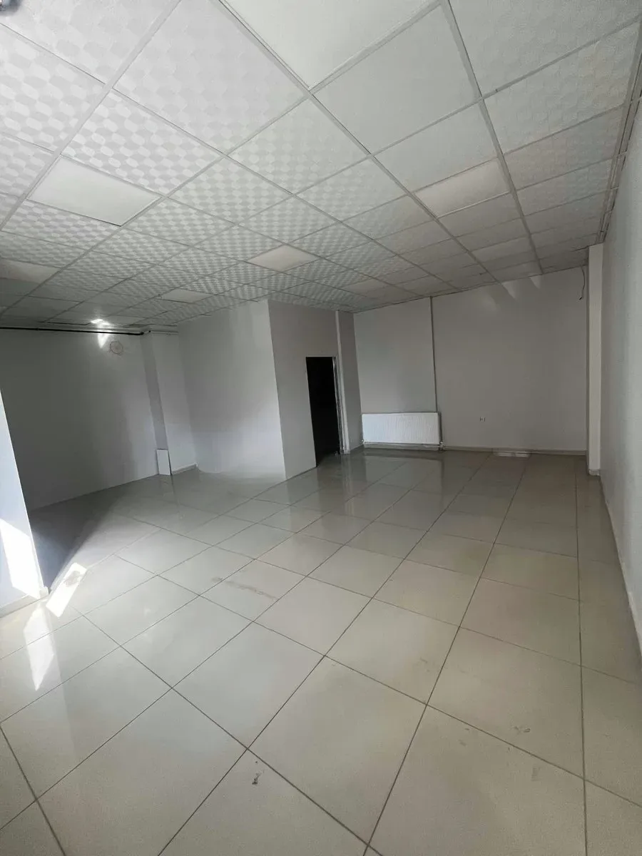 Yakutiye Terminal'da 370 m² Kiralık İş Yeri - Fotoğraf 10