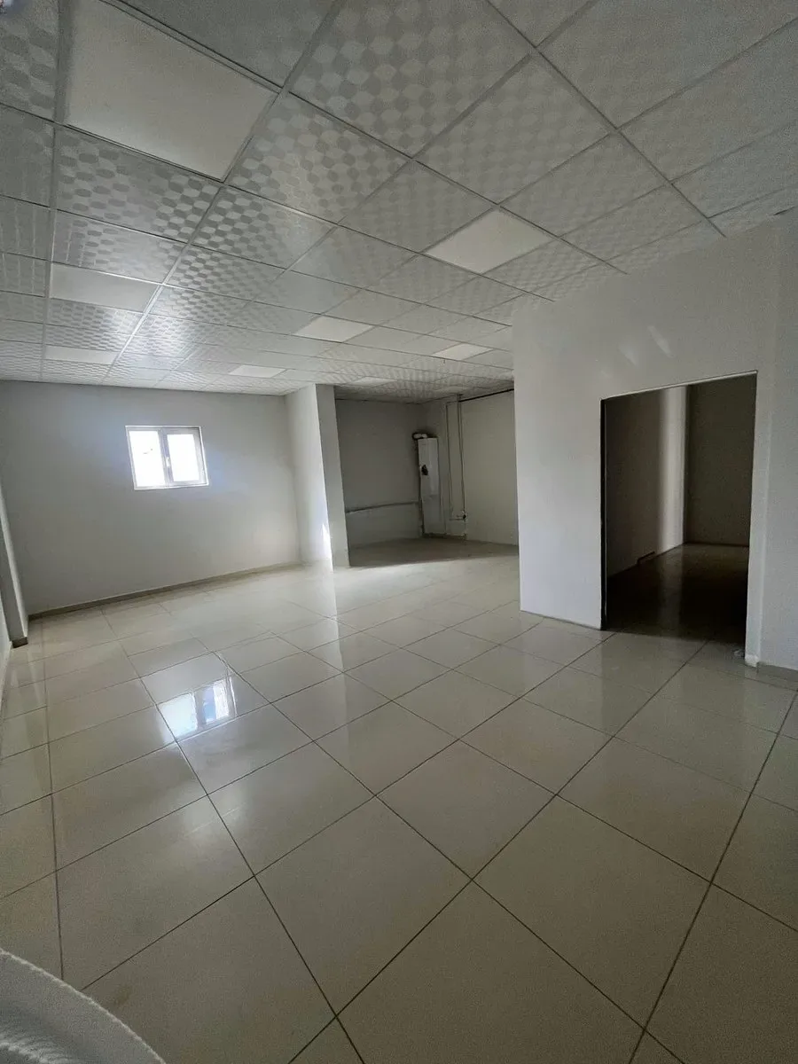 Yakutiye Terminal'da 370 m² Kiralık İş Yeri - Fotoğraf 11