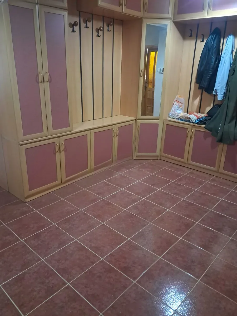 Yakutiye Lalapaşa'da 1. Kat 200 m² 3+1 Kiralık Daire