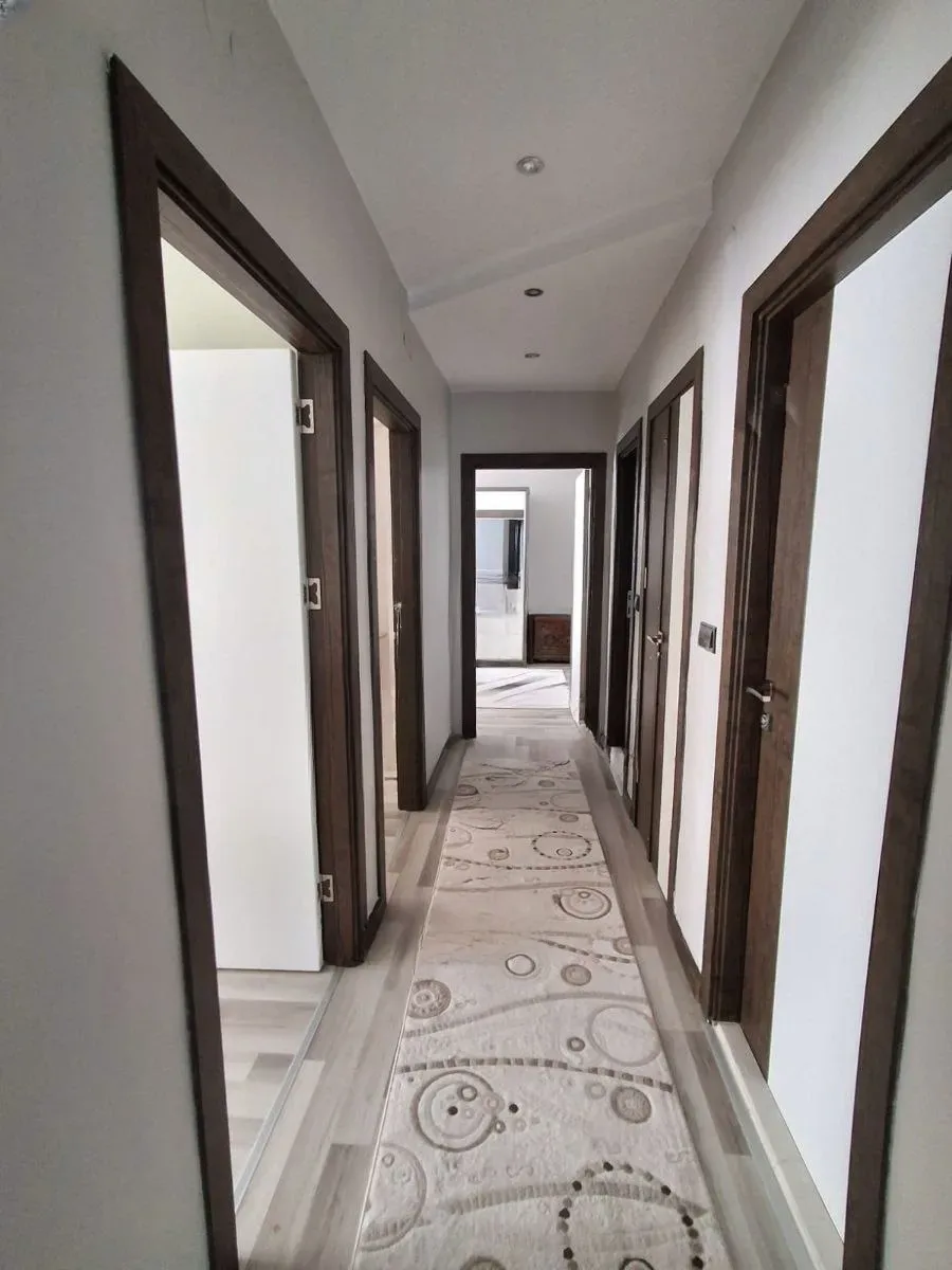 Palandöken Yunusemre'de 3. Kat 165 m² 4+1 Satılık Daire