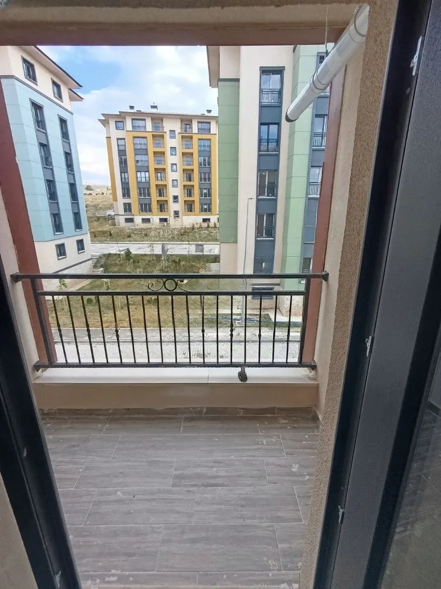 Yakutiye Terminal'da 2. Kat 104 m² 3+1 Kiralık Daire