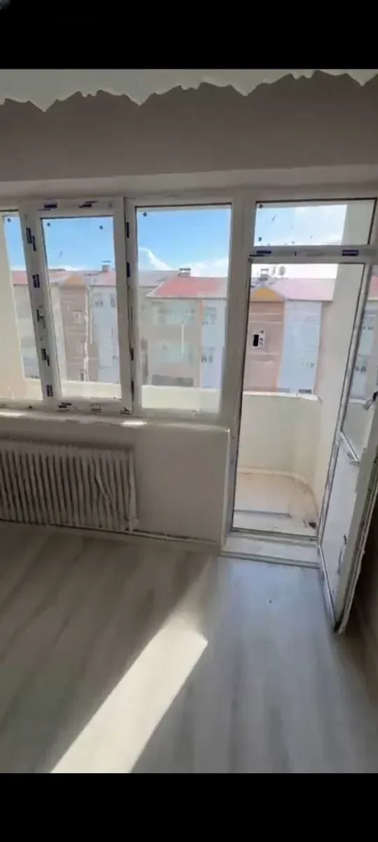 Palandöken Hüseyin Avni Ulaş'ta 5. Kat 160 m² 3+1 Kiralık Daire
