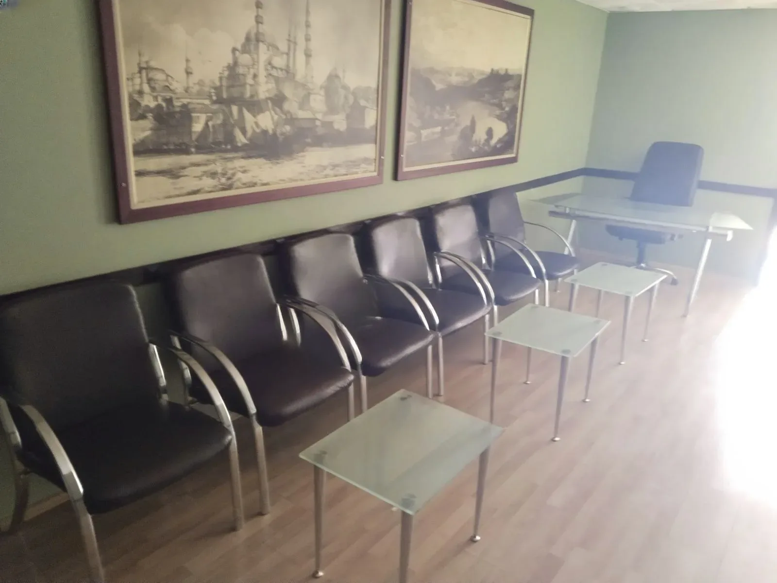 Yakutiye Lalapaşa'da 3. Kat 75 m² Kiralık İş Yeri
