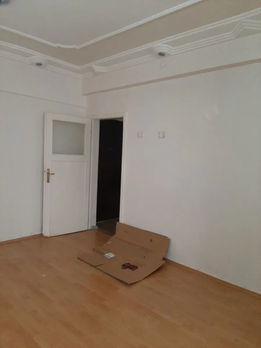 Yakutiye İstasyon'da Giriş Katı 145 m² 3+1 Kiralık Daire