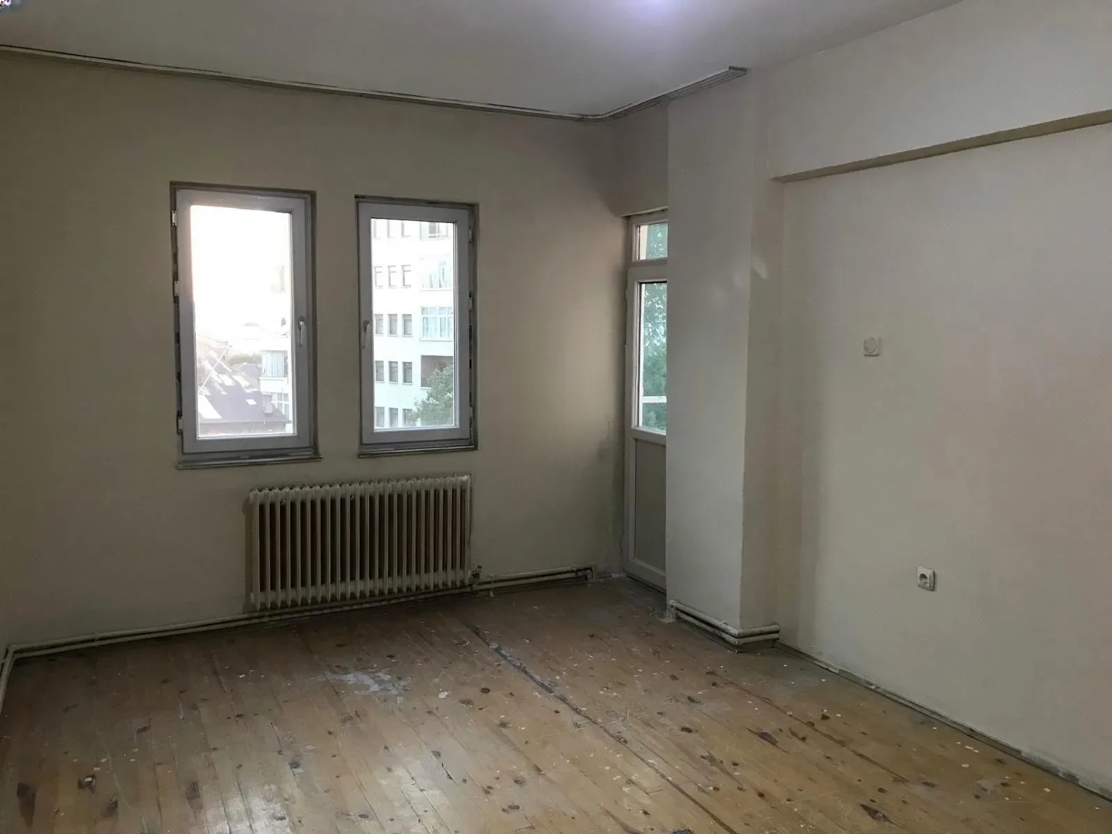 Yakutiye Lalapaşa'da 2. Kat 120 m² 3+1 Kiralık Daire