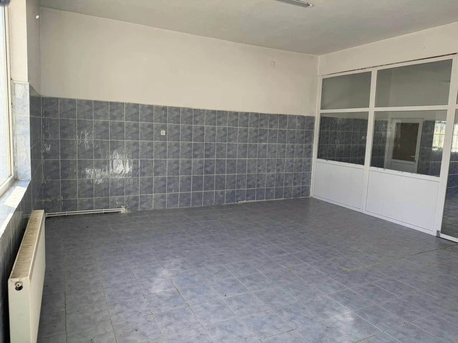 Palandöken Hüseyin Avni Ulaş'ta 100 m² Kiralık İş Yeri - Fotoğraf 12