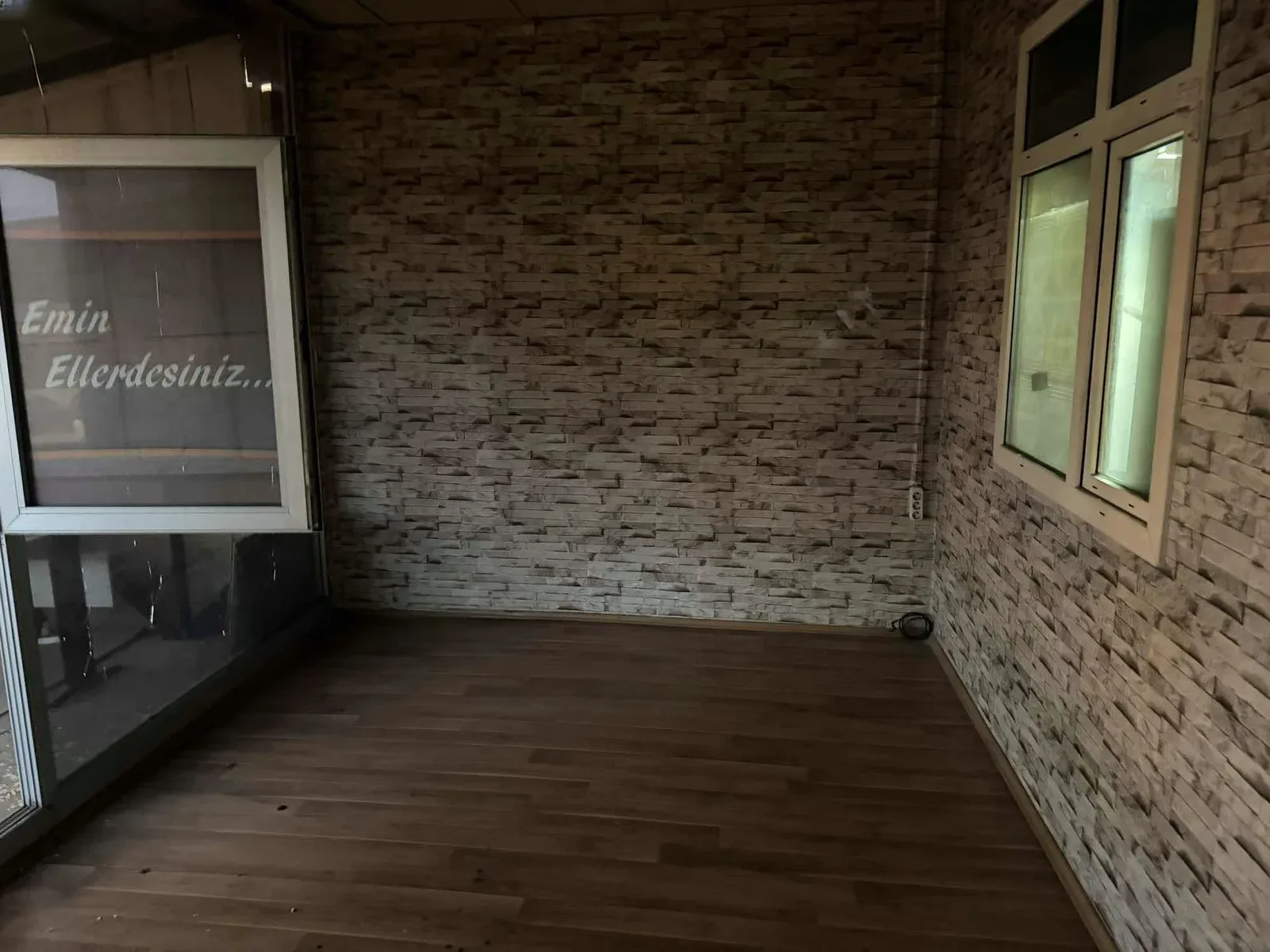 Yakutiye Terminal'da 50 m² Devren Kiralık İş Yeri - Fotoğraf 14