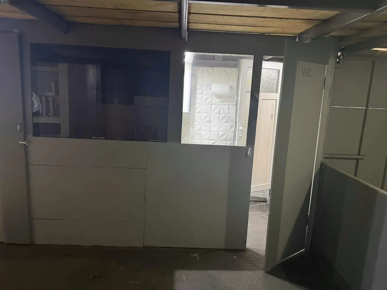 Yakutiye Terminal'da 50 m² Devren Kiralık İş Yeri - Fotoğraf 15