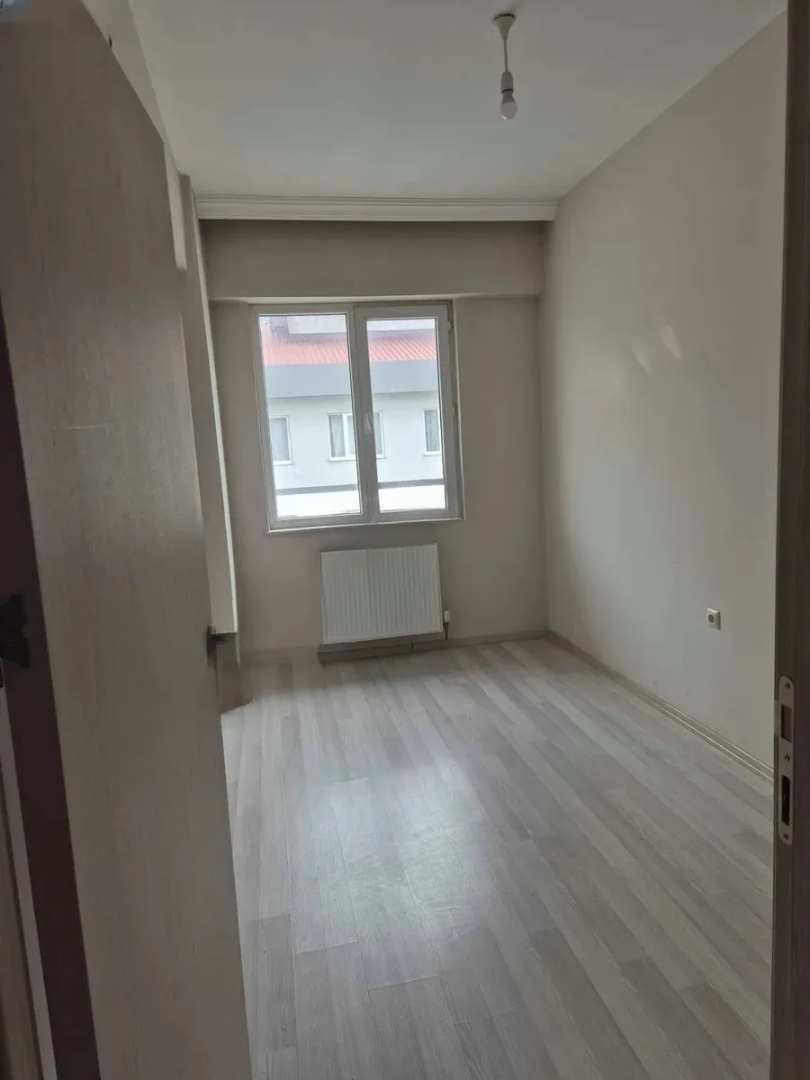 Yakutiye Terminal'da 5 Yaşında 5. Kat 80 m² 2+1 Kiralık Daire - Fotoğraf 14