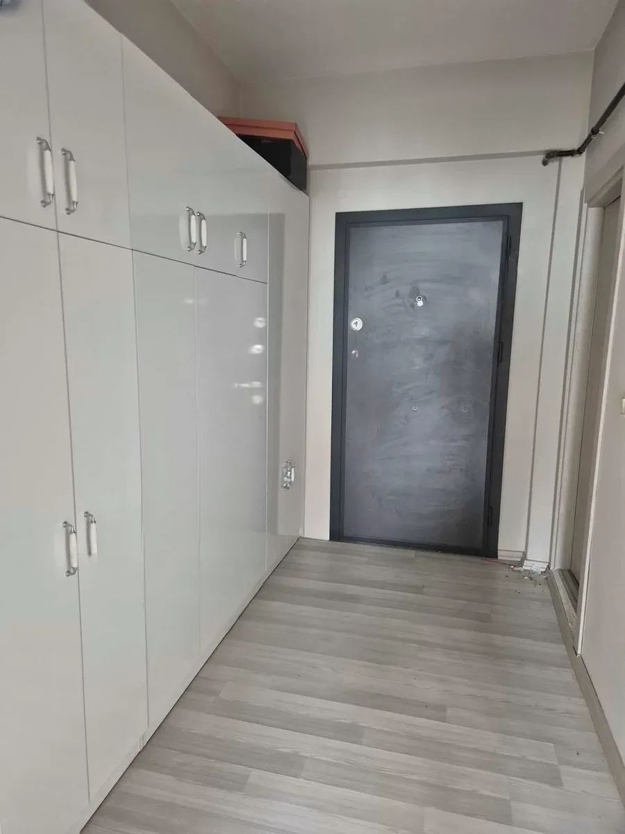 Yakutiye Terminal'da 5 Yaşında 5. Kat 80 m² 2+1 Kiralık Daire