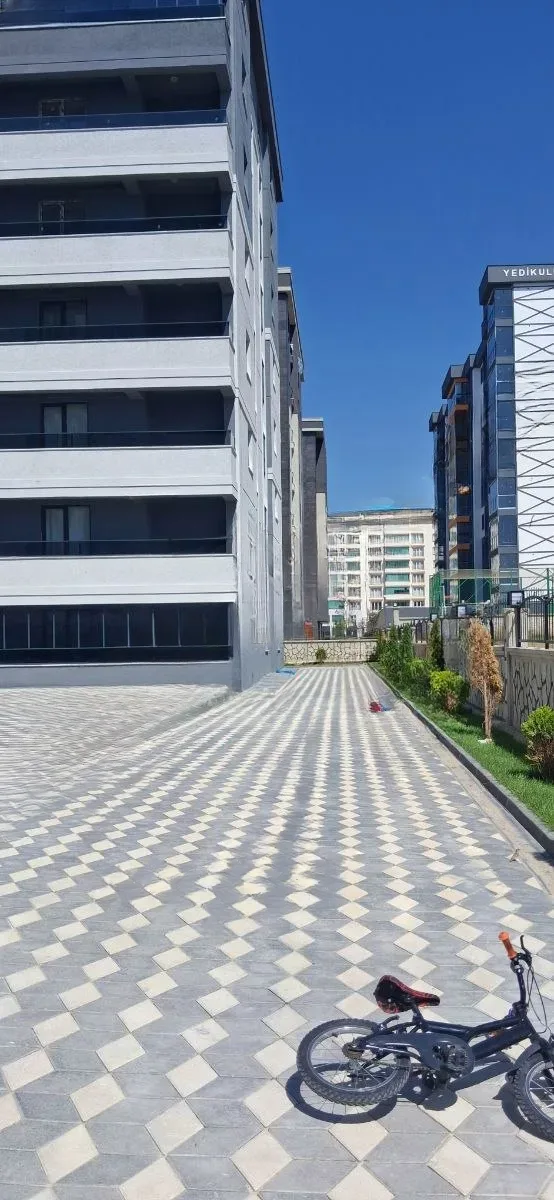 Palandöken Hüseyin Avni Ulaş'ta Zemin Kat 150 m² 3+1 Satılık Daire