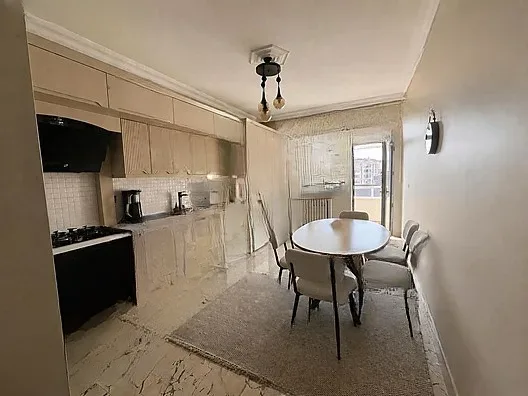 Palandöken Hüseyin Avni Ulaş'ta 4. Kat 165 m² 4+1 Satılık Daire