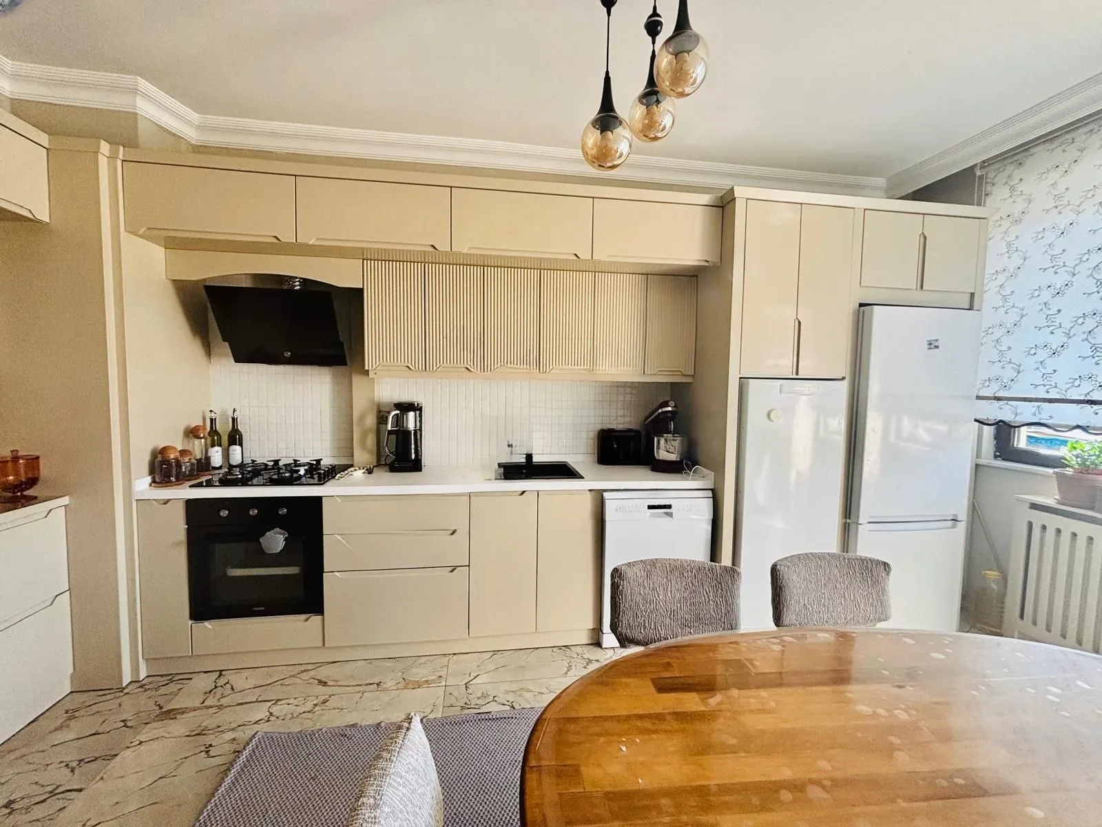 Palandöken Hüseyin Avni Ulaş'ta 4. Kat 165 m² 4+1 Satılık Daire