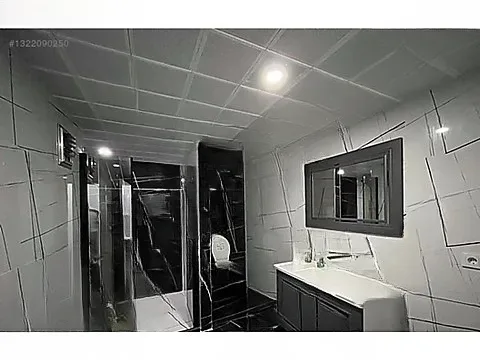Yakutiye Merkez'de 4 Yaşında 3. Kat 170 m² 4+1 Kiralık Daire - Fotoğraf 13
