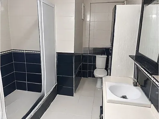 Aziziye Merkez'de 2. Kat 185 m² 4+1 Kiralık Daire