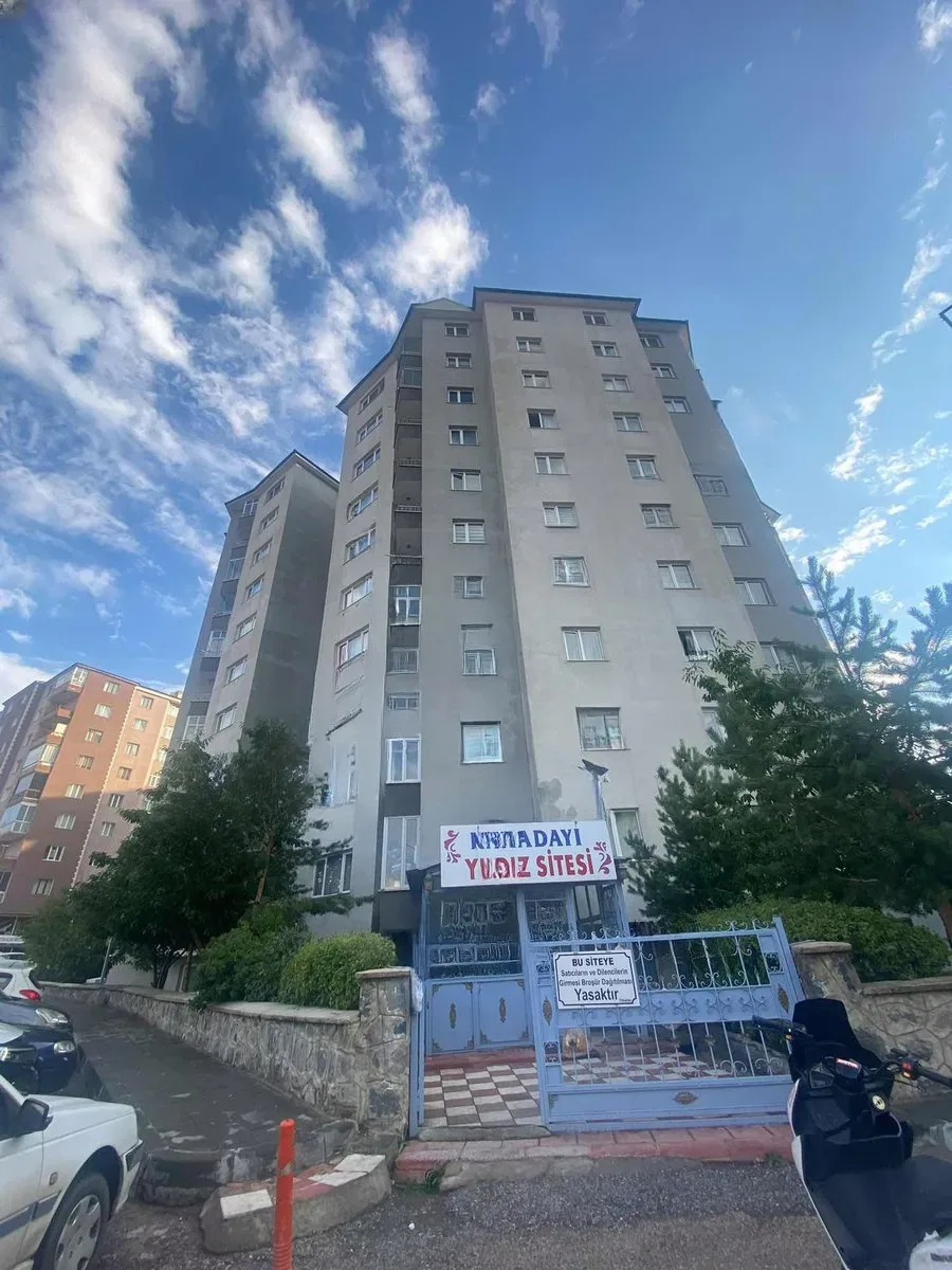 Palandöken Hüseyin Avni Ulaş'ta 10. Kat 175 m² 3+1 Kiralık Daire