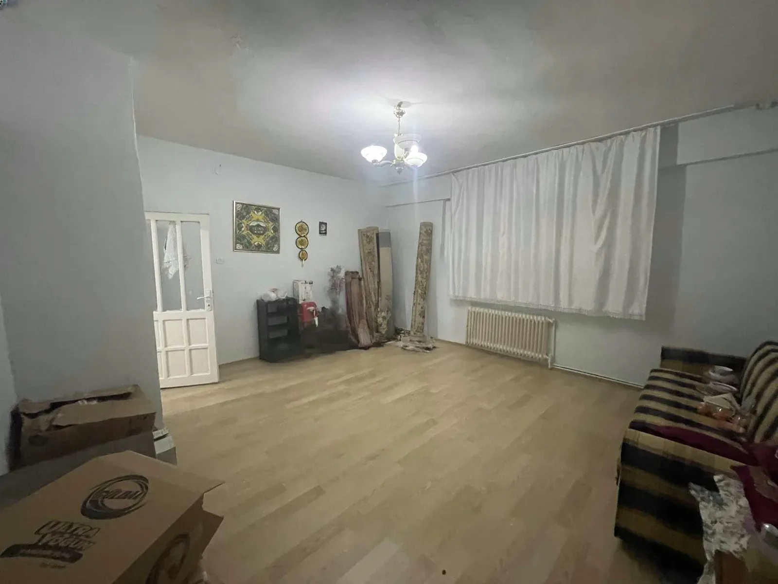 Palandöken Müftü Solakzade'de Bodrum Kat 140 m² 3+1 Satılık Daire - Fotoğraf 11