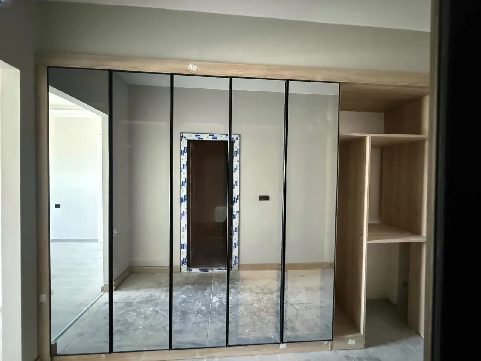 Yakutiye Merkez'de 5. Kat 208 m² 4+1 Satılık Daire