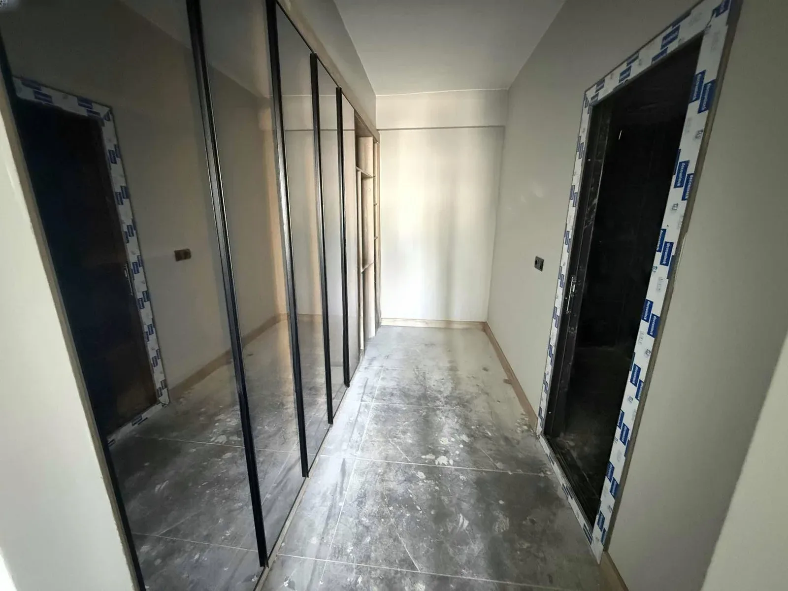 Yakutiye Merkez'de 5. Kat 208 m² 4+1 Satılık Daire