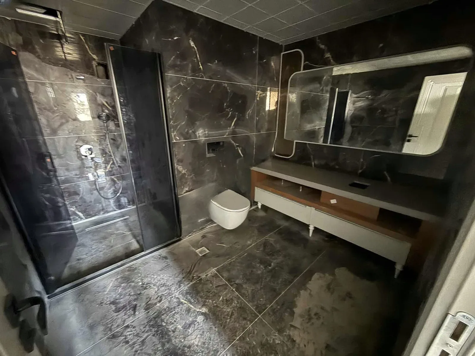 Yakutiye Merkez'de 5. Kat 208 m² 4+1 Satılık Daire