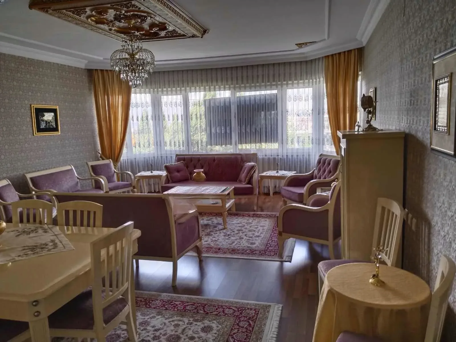 Palandöken Yunusemre'de 4. Kat 202 m² 4+1 Satılık Daire